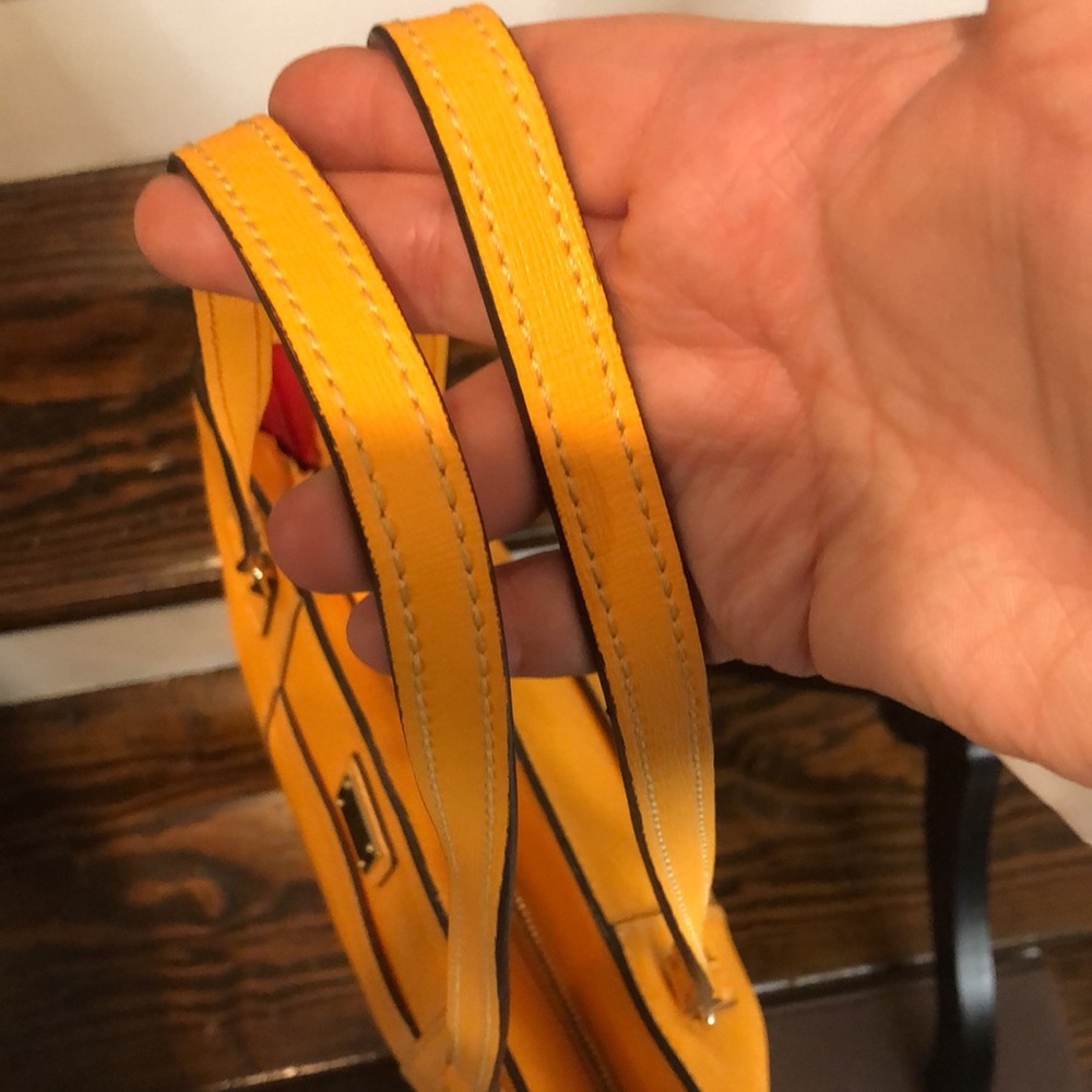 DOONEY BOURKE Orange Saffiano Leather Red Lining Two Top Handle Shoulder Straps - Picture 11 of 16